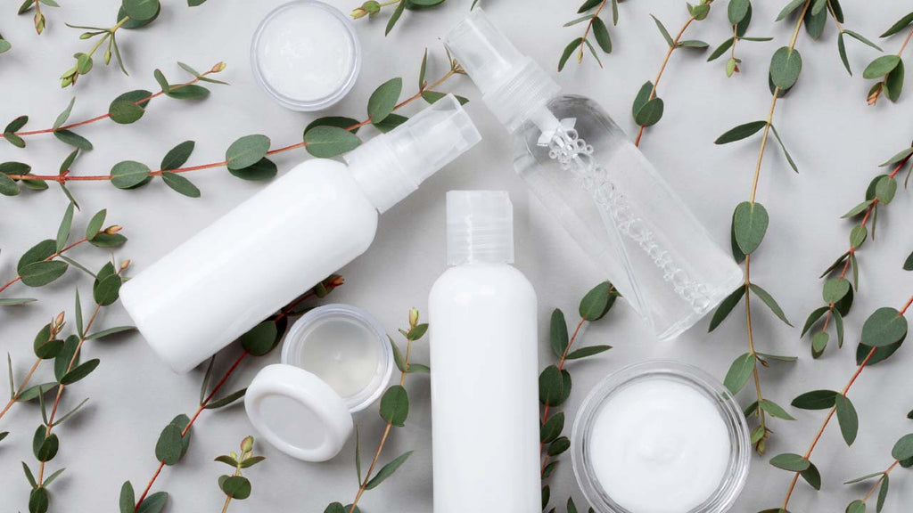 Embalagens de cosméticos: veja como reduzir o impacto ambiental delas