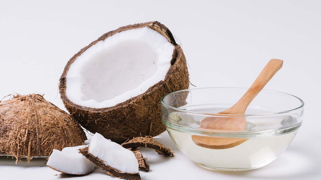 Óleo de coco - e seus principais benefícios para o cabelo