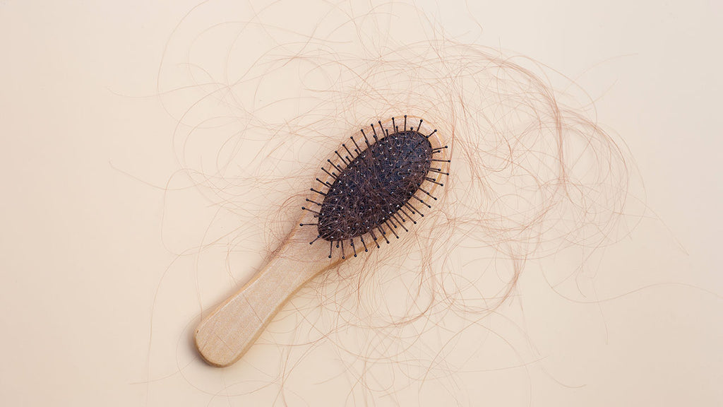 Queda de cabelo no tratamento do câncer: por que acontece e como lidar